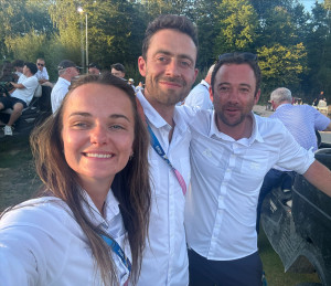 Eva Largeau (à gauche), Hugo Senlis (au centre), les responsables du parcours l’Albatros, et Lucas Pierré (à droite), le superintendant du Golf National, ont managé une équipe de plus de 90 jardiniers sur le parcours de l'Albatros.